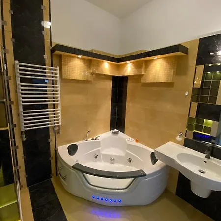 Üdülőközpont Na Lesnej 2*