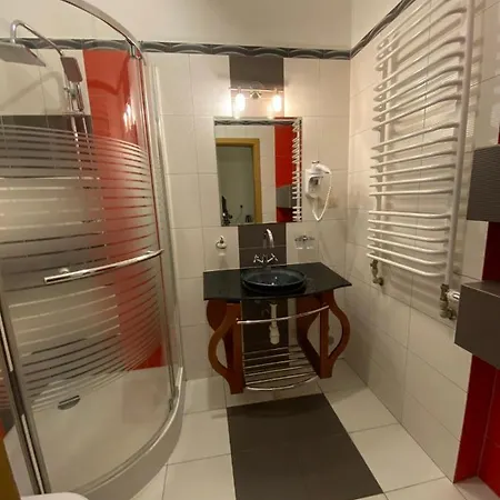 Na Lesnej Üdülőközpont 2*